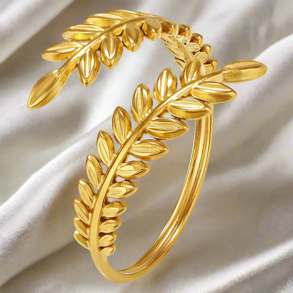 Gold plated leaf ring that fits as thumb ring as well