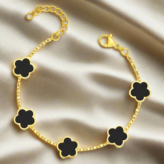 costume bracelet lucky flowers by dvassa