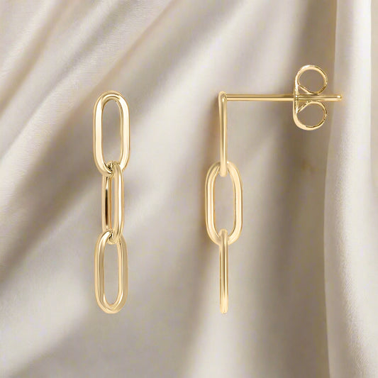 gold plated earrings in paperclip pattern