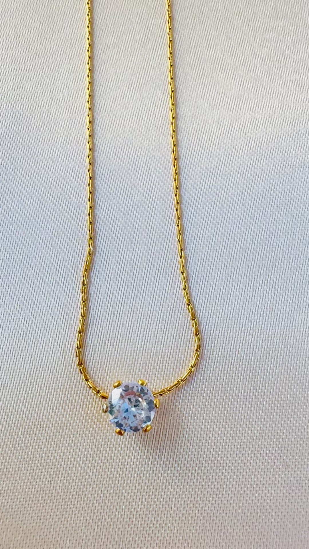 Sparkling Zirconia stone chain